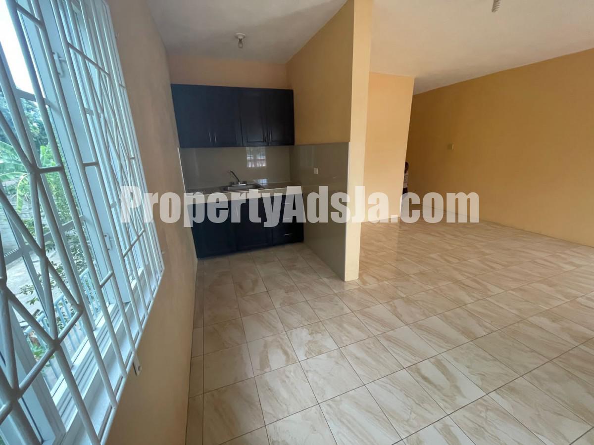 Apartment For Rent in Richmond Park, Kingston / St. Andrew Jamaica