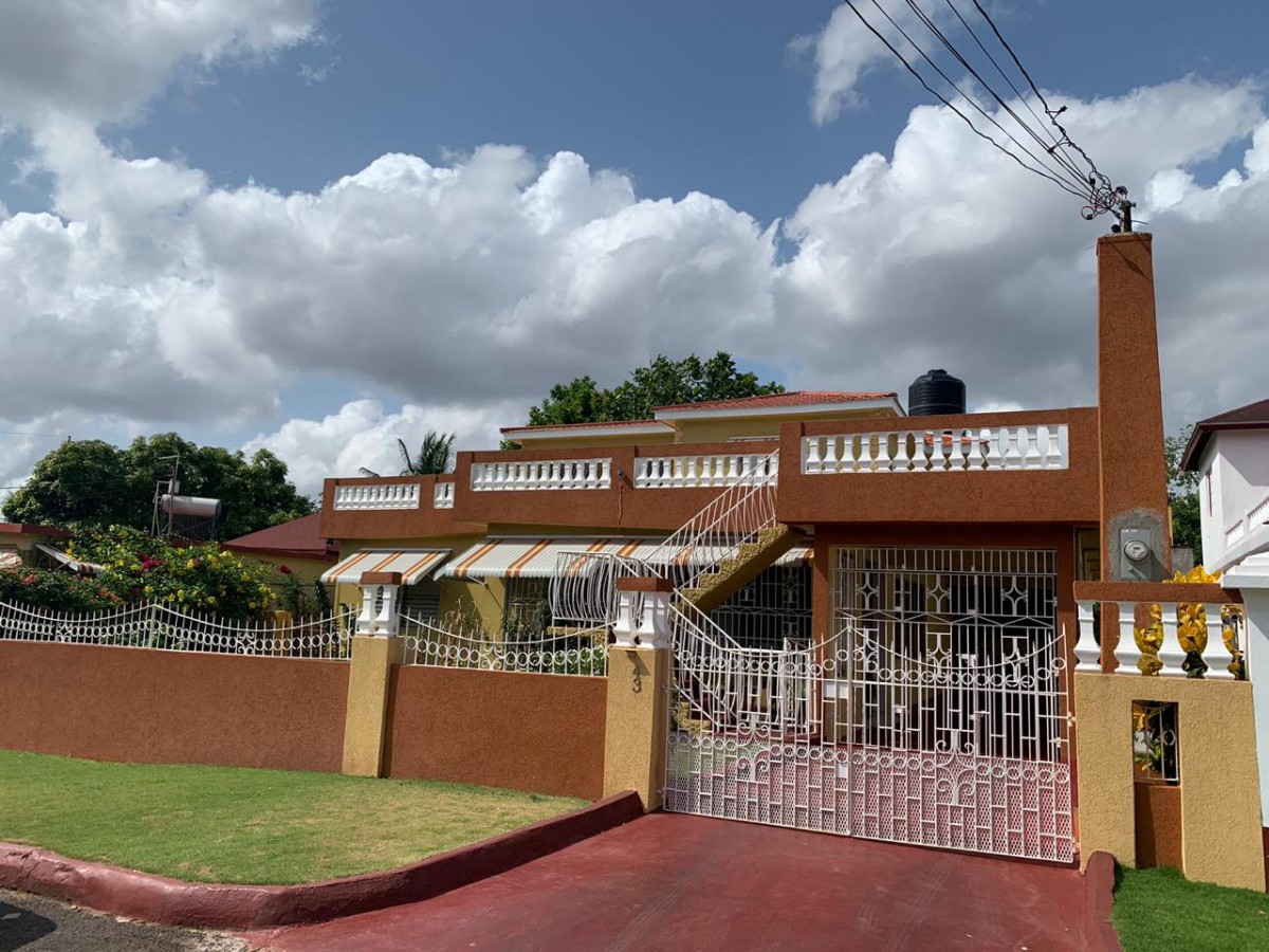 House For Sale in Mercury Gardens, St. Catherine Jamaica