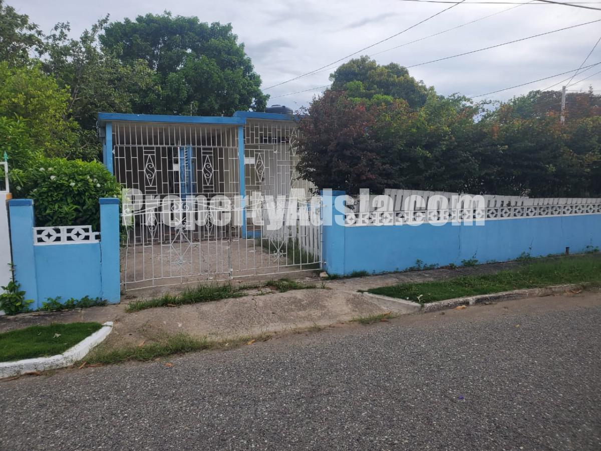 House For Sale in Independence City Portmore, St. Catherine Jamaica