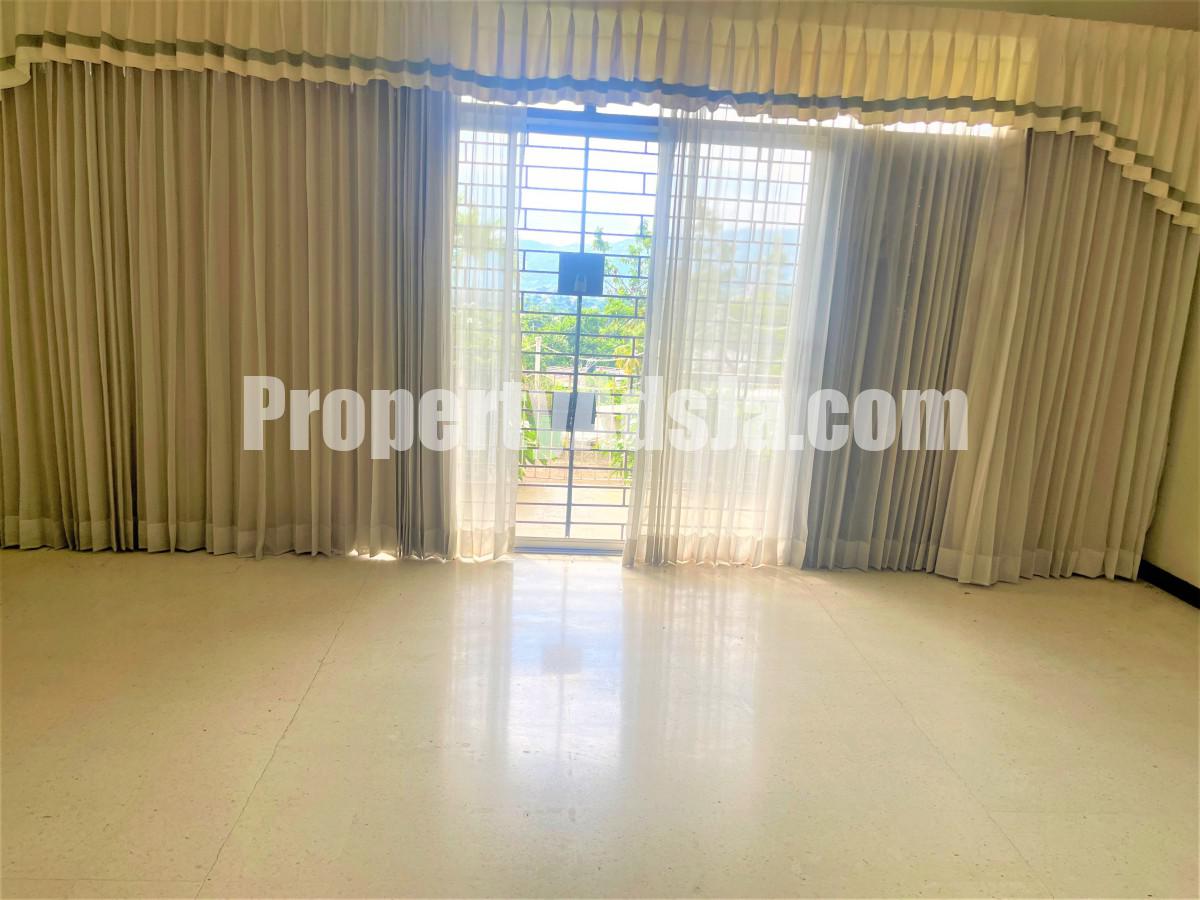House For Rent in CHERRY GARDENS, Kingston / St. Andrew Jamaica