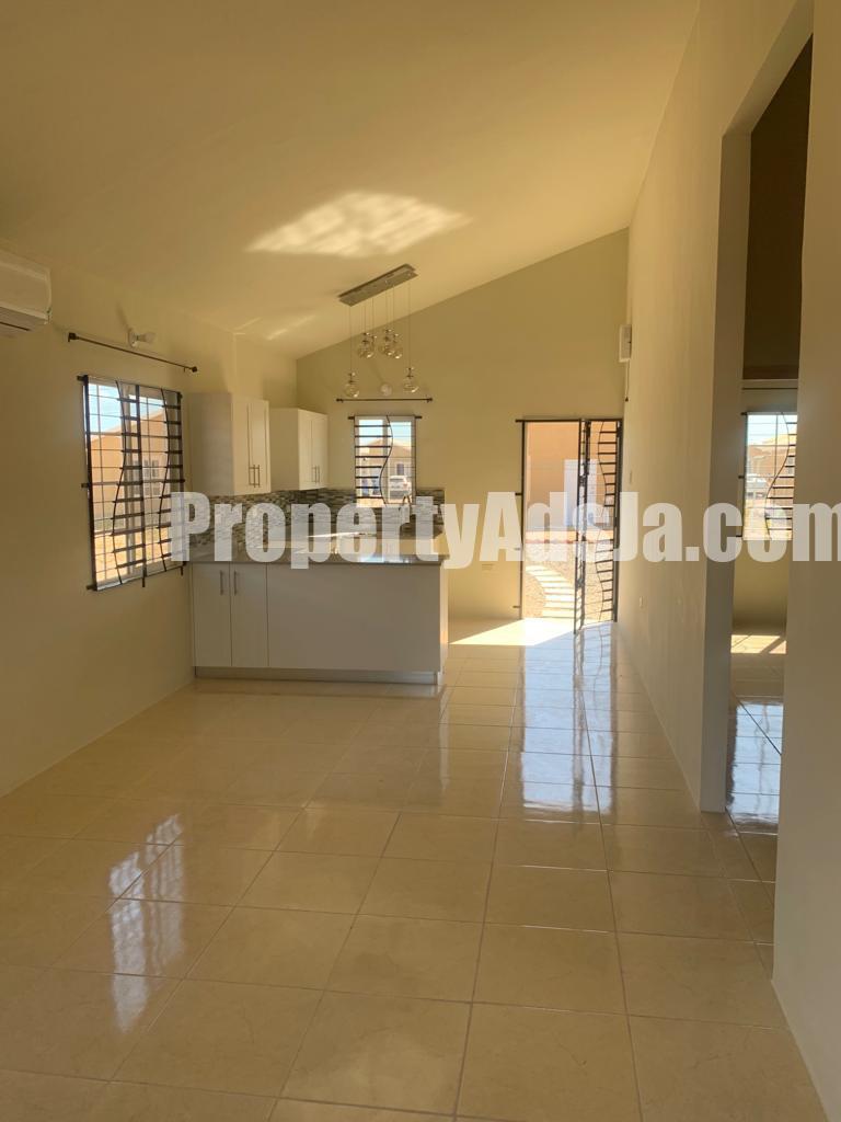 House For Rent in Phoenix Avenue, St. Catherine Jamaica