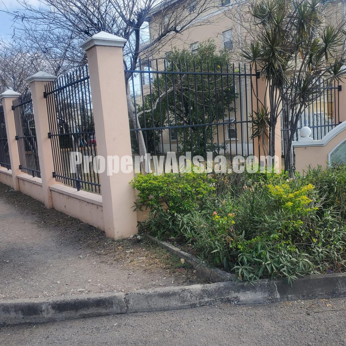 Apartment For Rent in Winchester Estate, Kingston / St. Andrew Jamaica