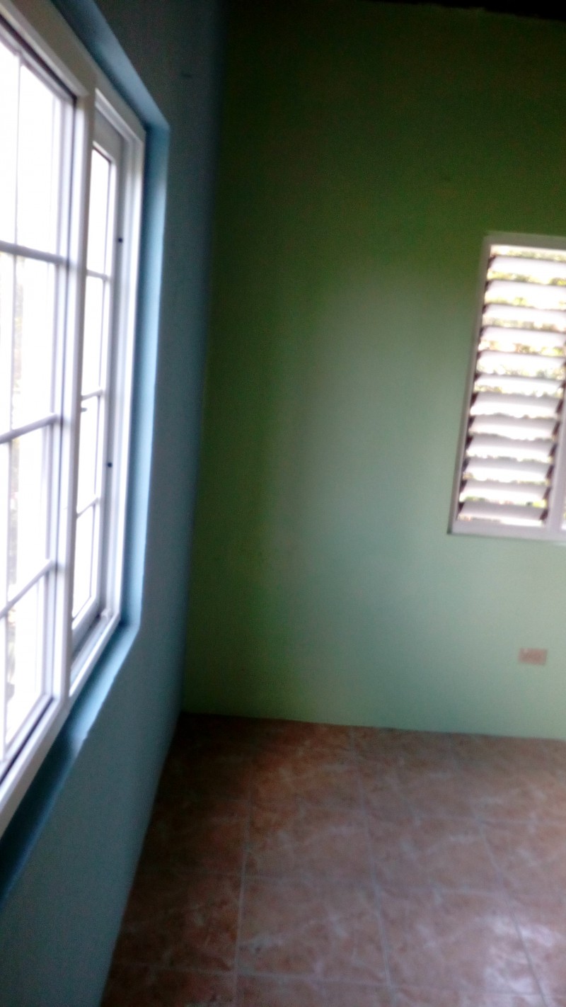 Flat For Rent in Golden Spring, Kingston / St. Andrew Jamaica