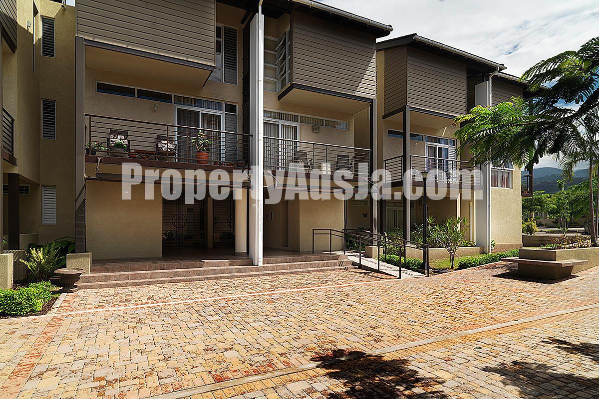 Apartment For Rent in MONA, Kingston / St. Andrew Jamaica