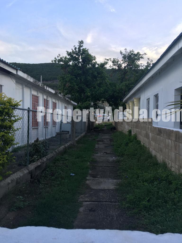 House For Sale in Bridgeport, St. Catherine Jamaica