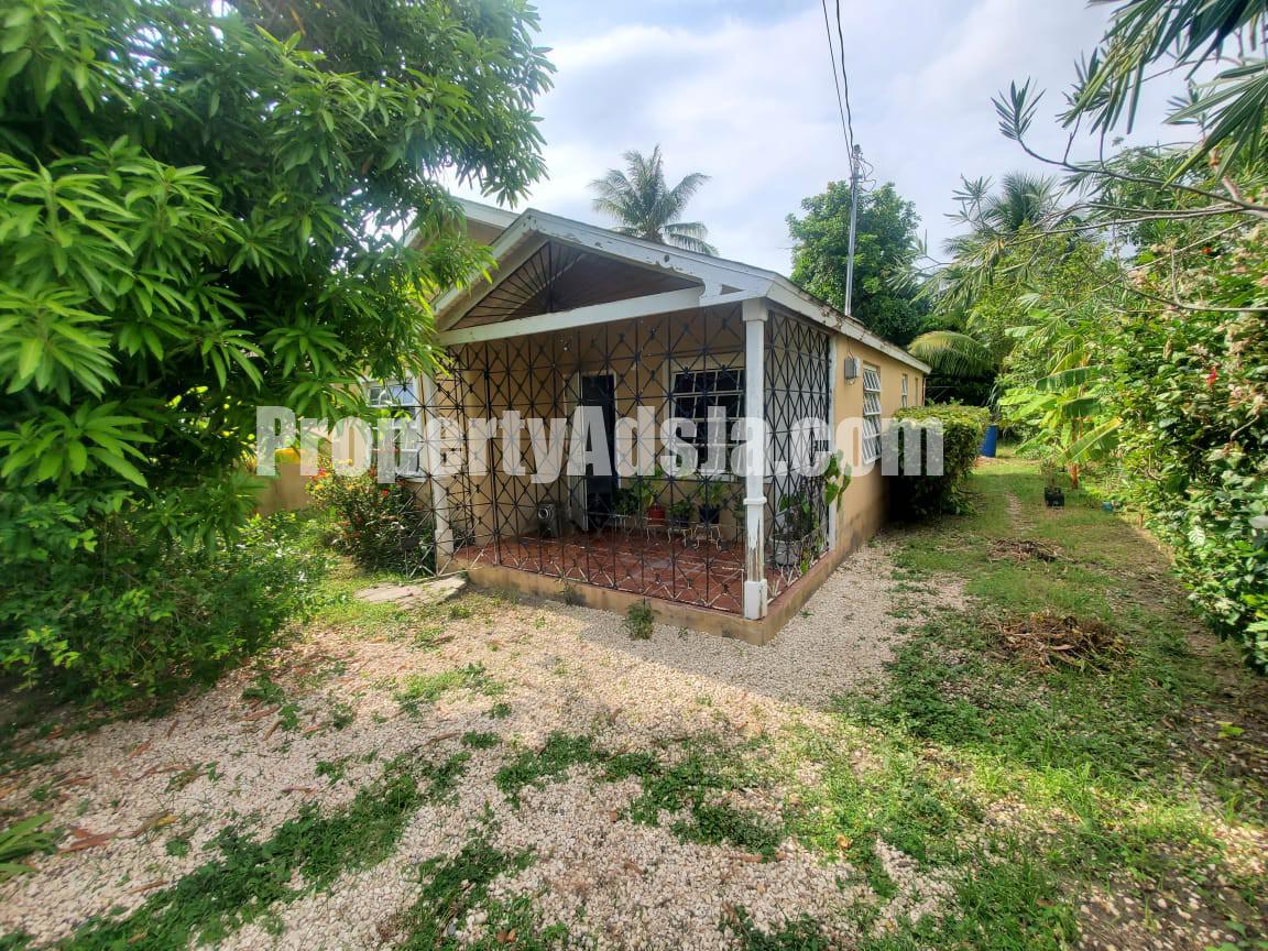 House For Sale in Magil Palm, St. Catherine Jamaica