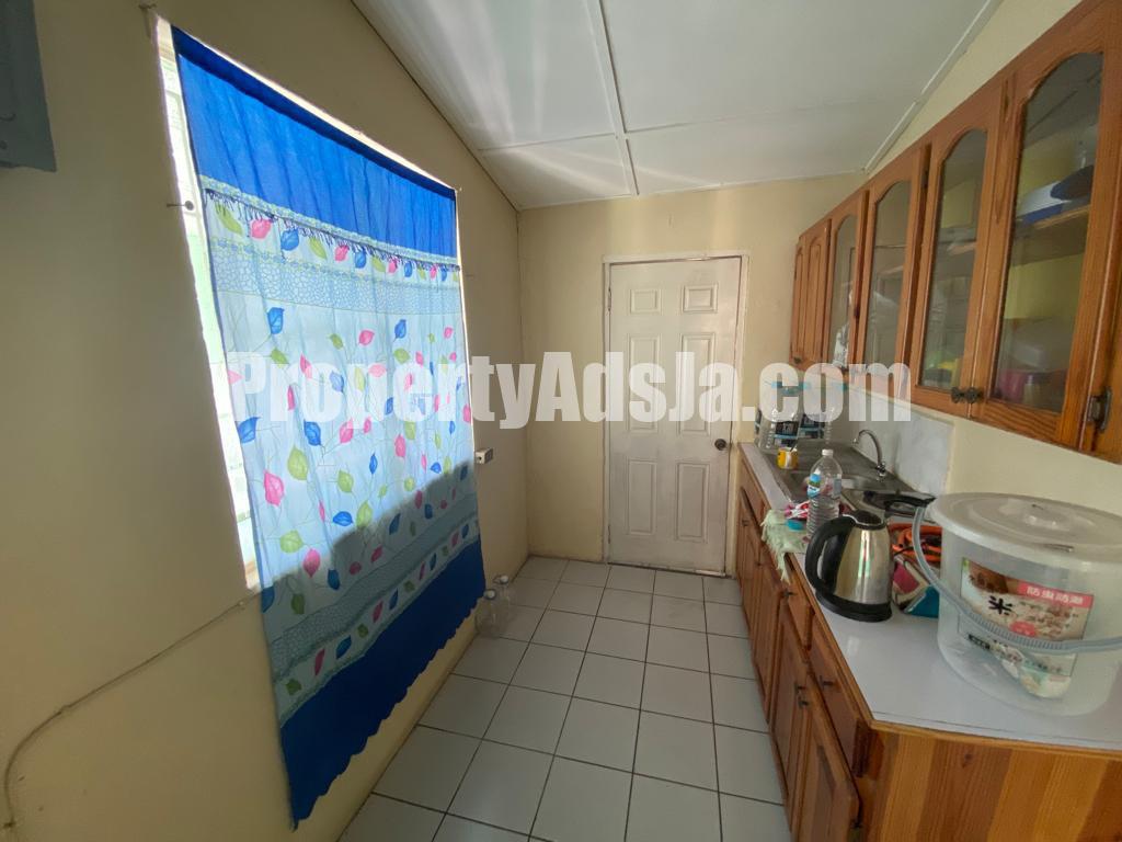 House For Sale in Pembroke Hall, Kingston / St. Andrew Jamaica