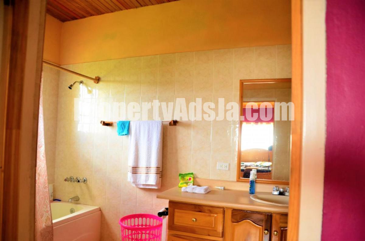 House For Sale in Pepper, St. Elizabeth Jamaica