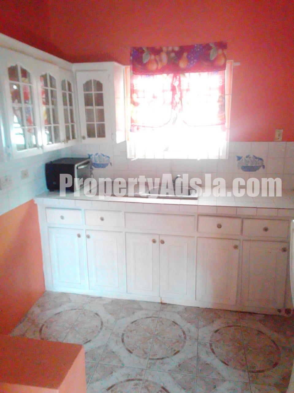 House For Rent in Temple Hall Road, Kingston / St. Andrew Jamaica