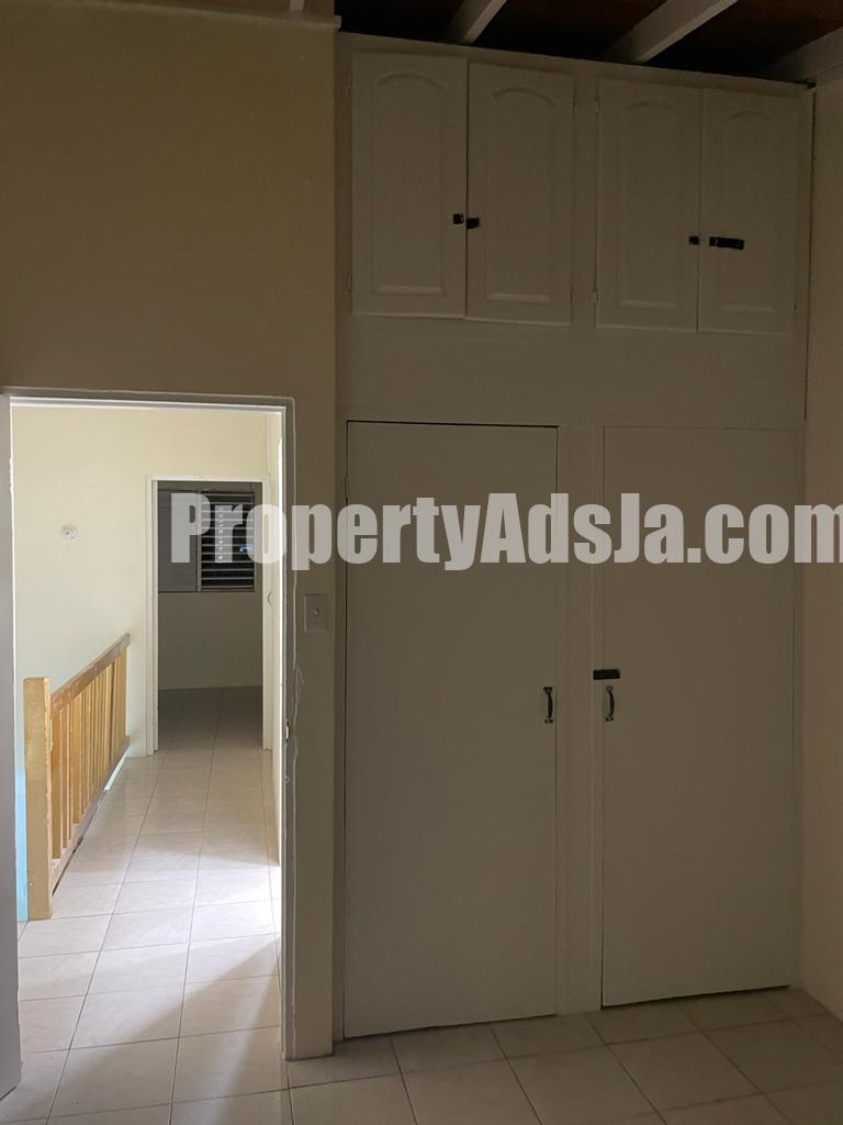 Townhouse For Rent in Redhills Road, Kingston / St. Andrew Jamaica