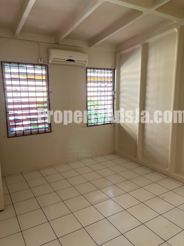 House For Sale in Hughenden, Kingston / St. Andrew Jamaica