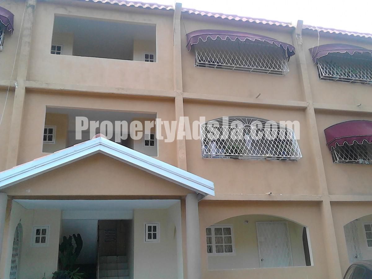 Apartment For Rent in Brynmawr Ave, Kingston / St. Andrew Jamaica