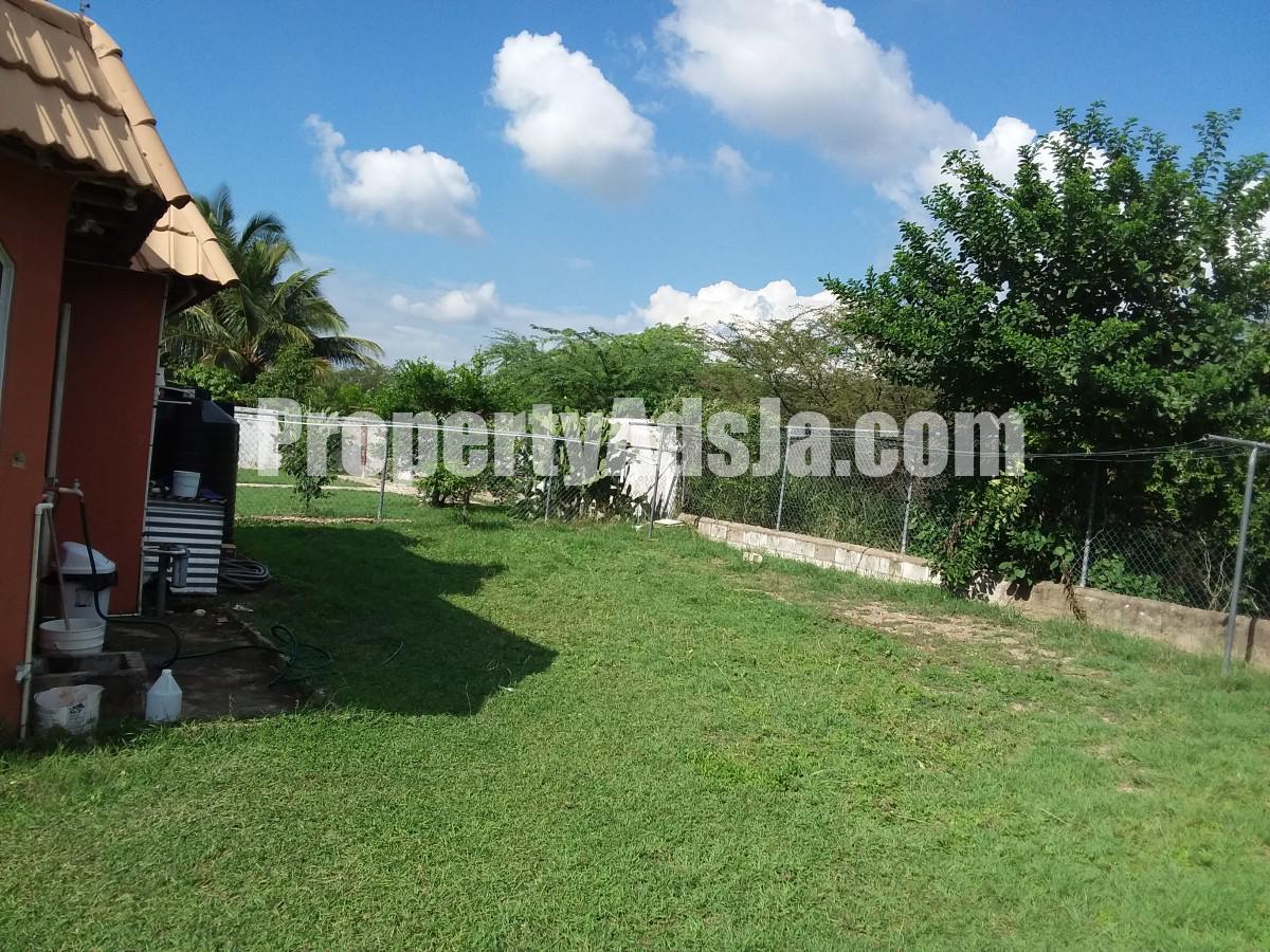 House For Sale in Spanish Town, St. Catherine Jamaica