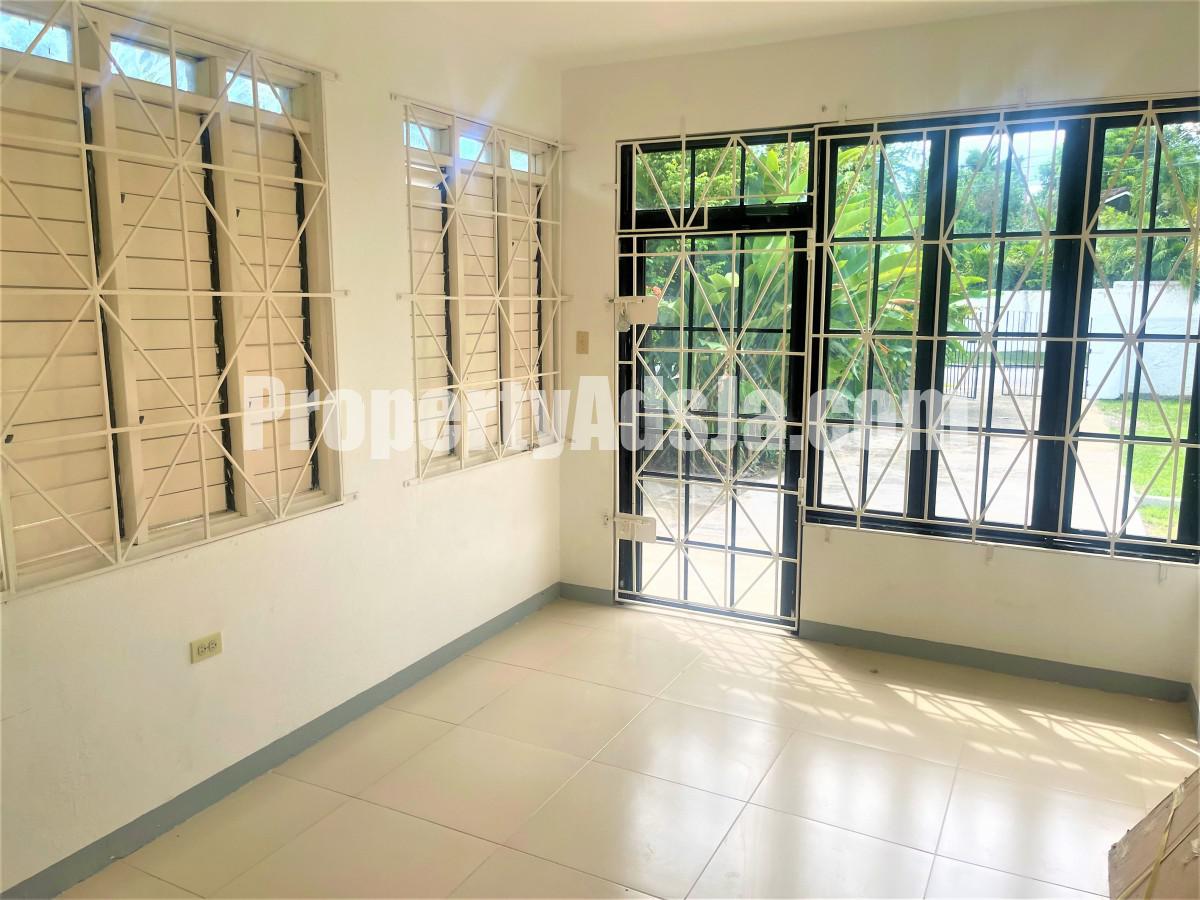 House For Rent in GRAHAM HEIGHTS, Kingston / St. Andrew Jamaica