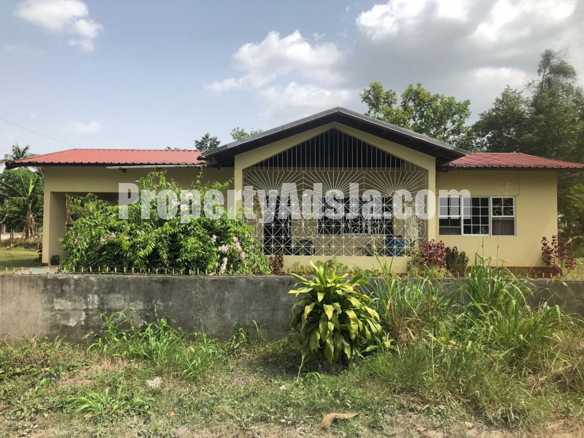 House For Sale in Santa Cruz,