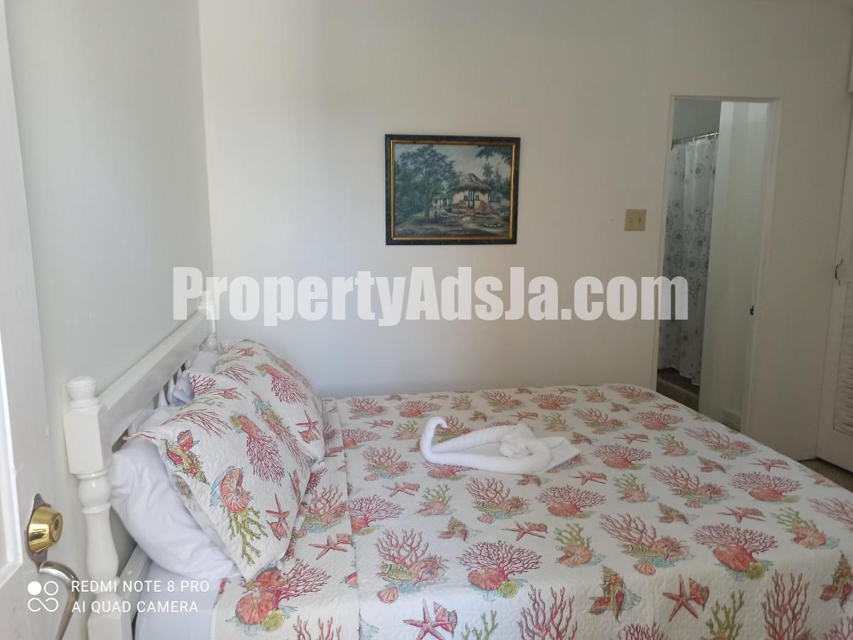 Townhouse For Sale in Columbus Heights, St. Ann Jamaica