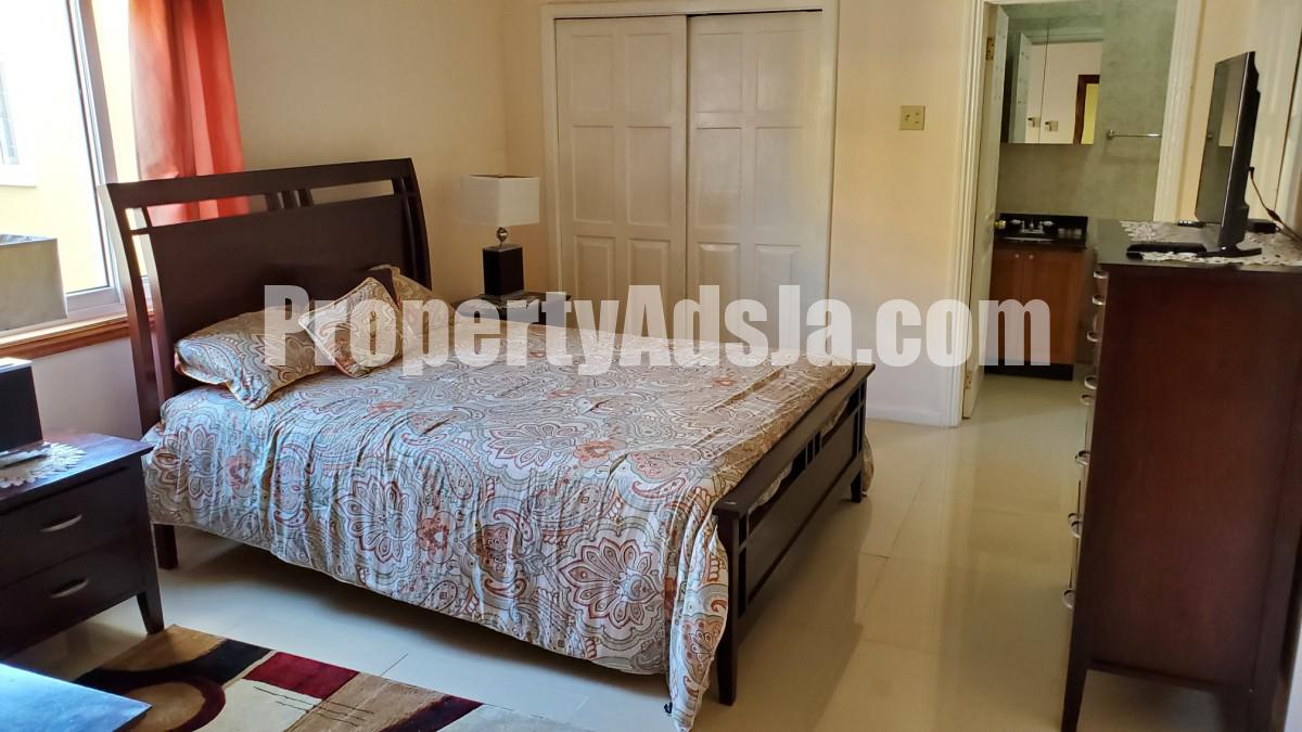 Apartment For Rent in The Pearl of Liguanea, Kingston / St. Andrew