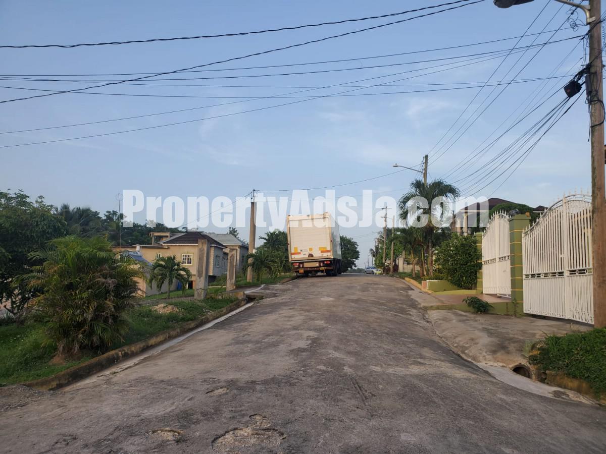 House For Sale in Linstead, St. Catherine Jamaica