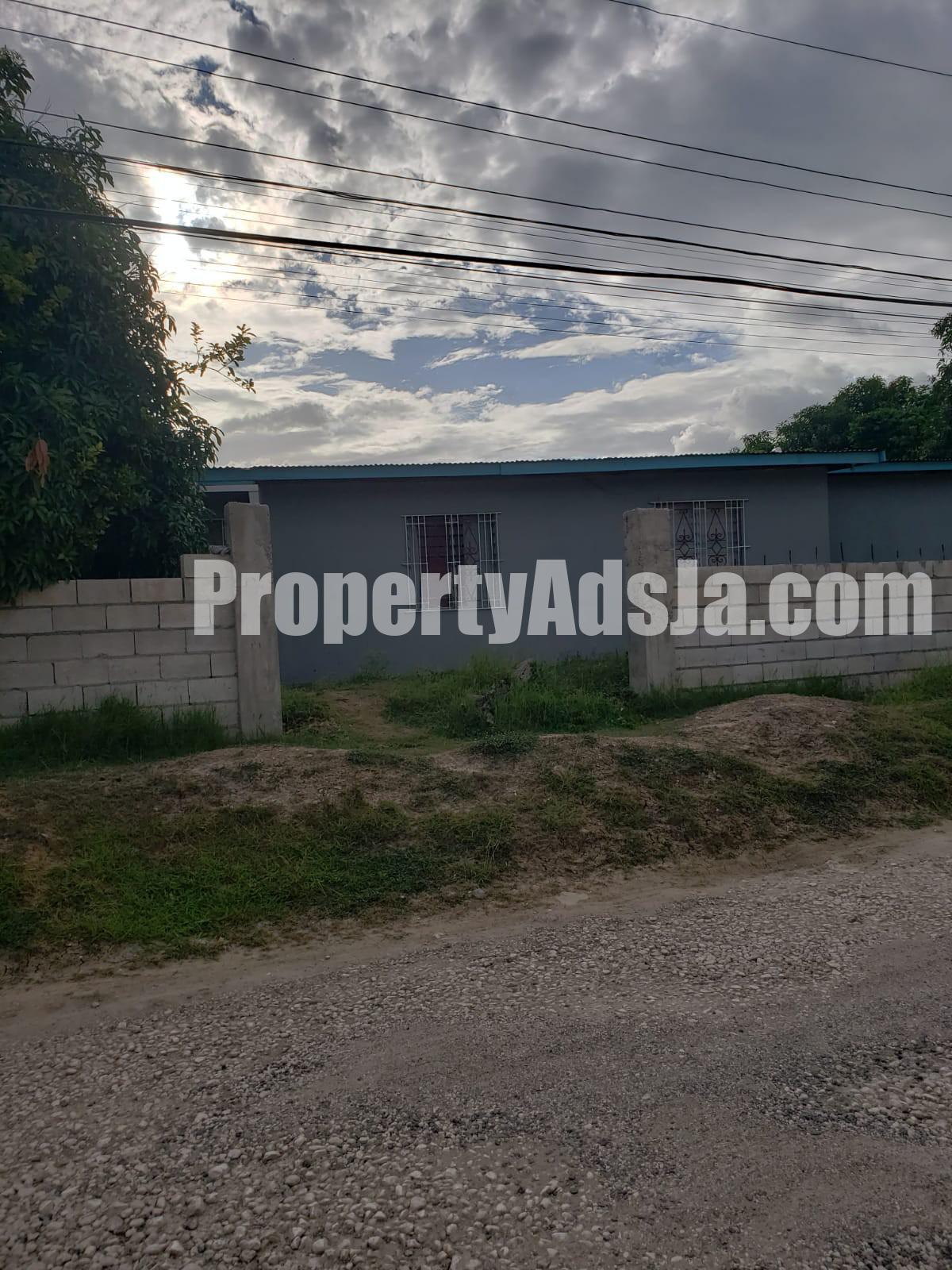 House For Sale in Willowdene Estate, St. Catherine Jamaica