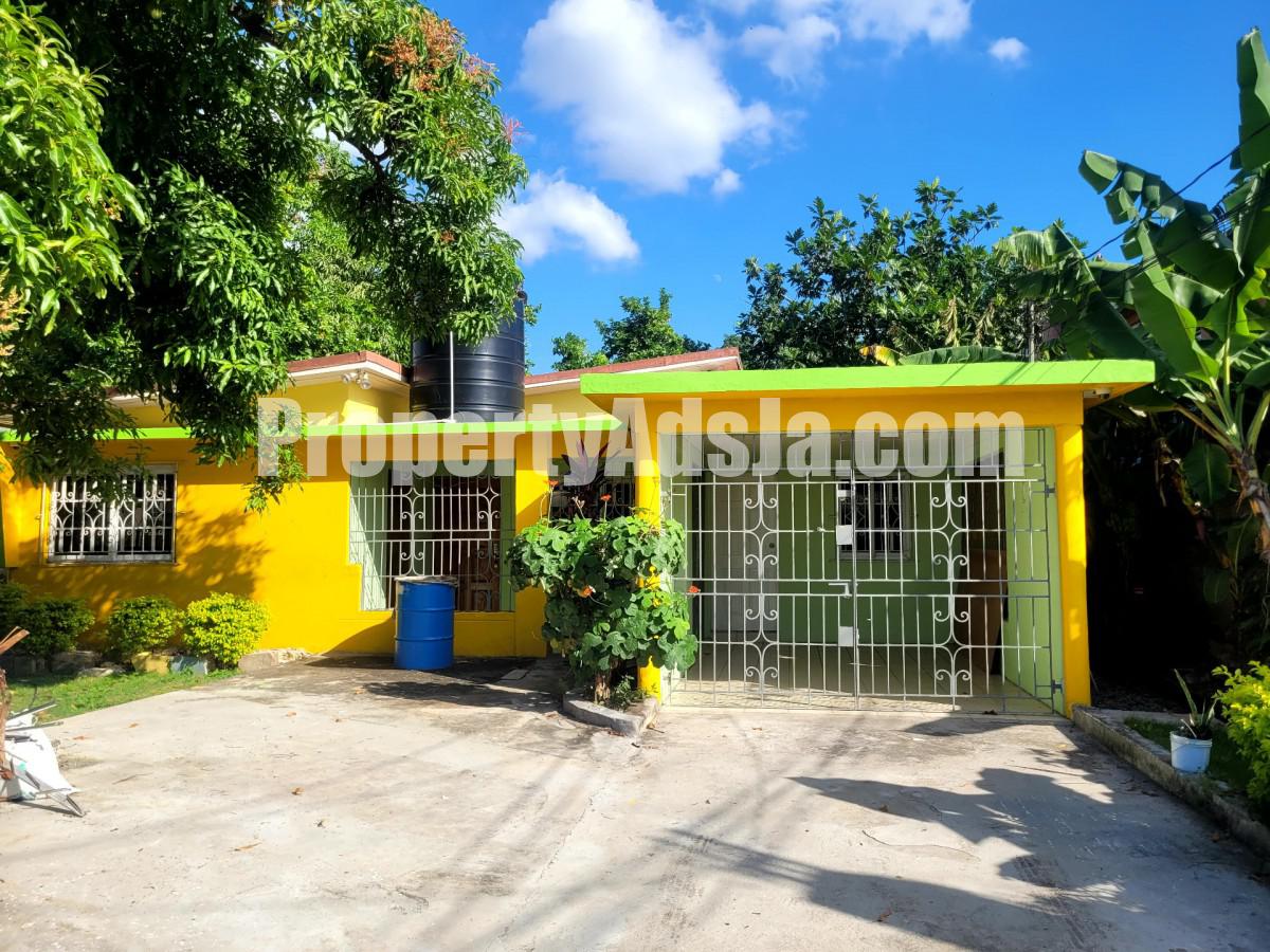 House For Rent in Kgn 20, Kingston / St. Andrew Jamaica