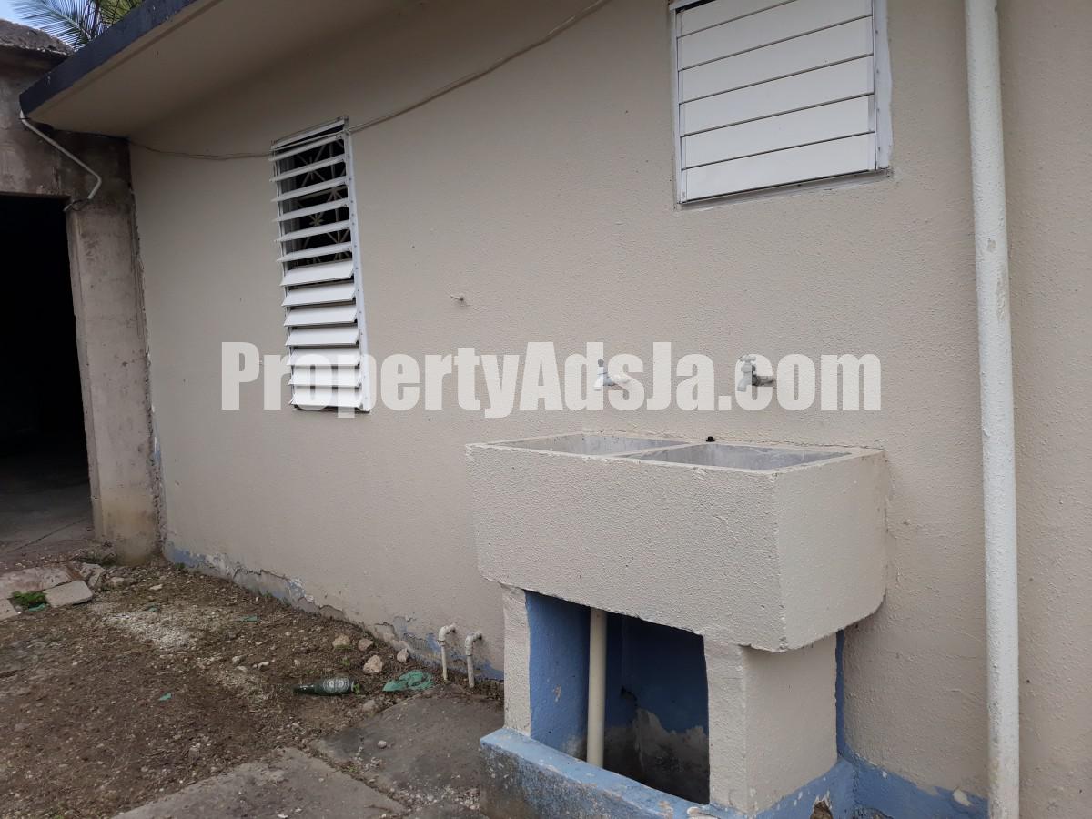 House For Rent in Innswood Village, St. Catherine Jamaica