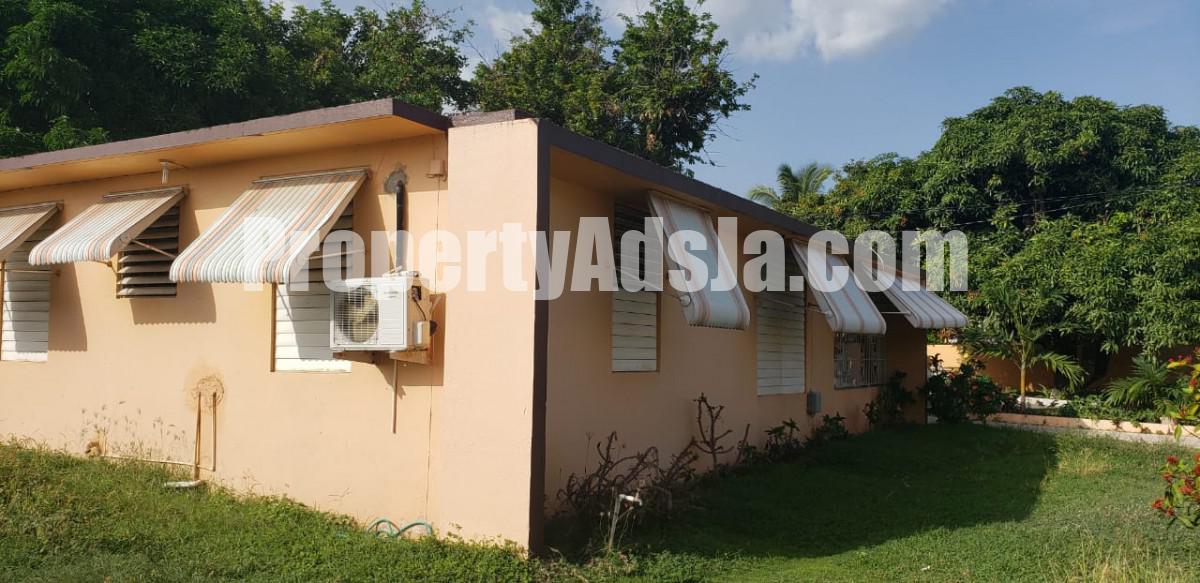 House For Sale in Mona Heights, Kingston / St. Andrew Jamaica