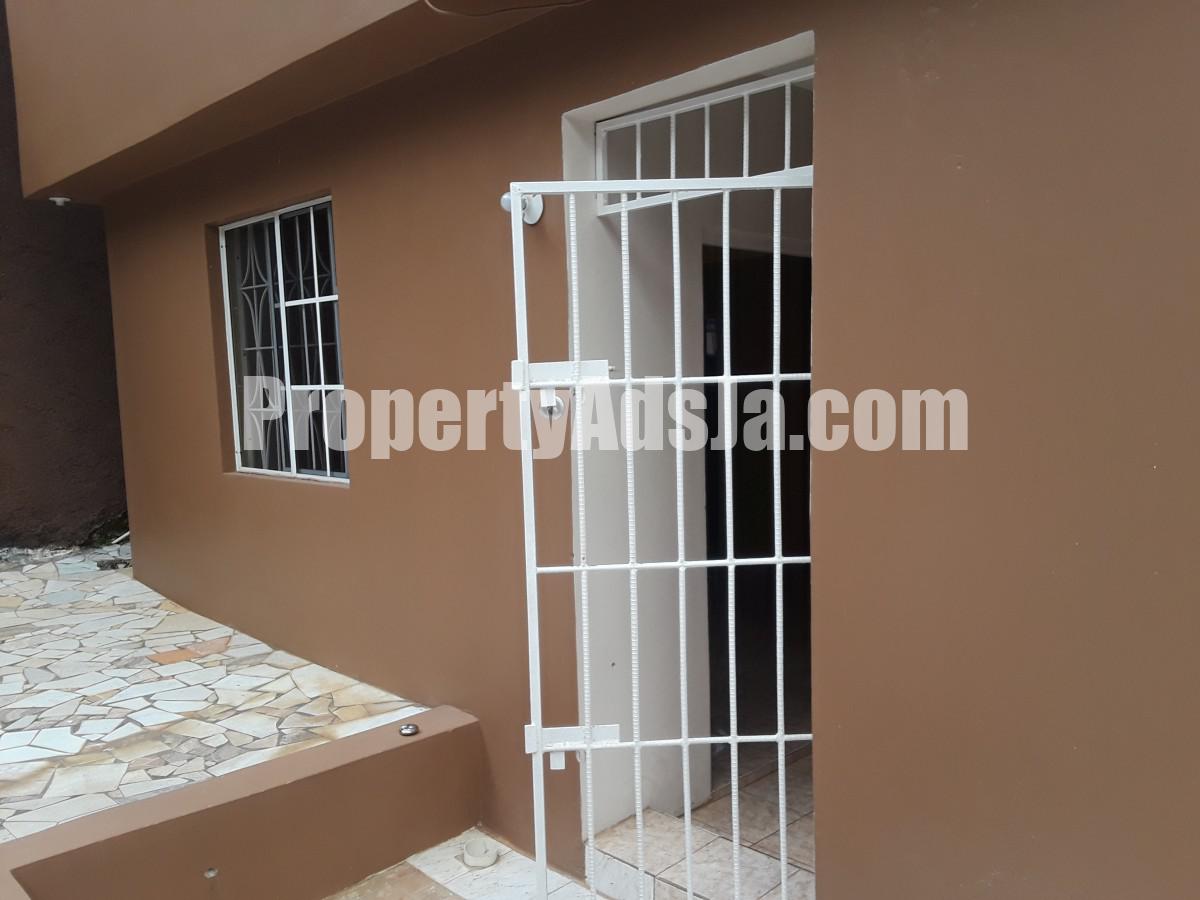 Flat For Rent in Caledonia Meadows, Manchester Jamaica