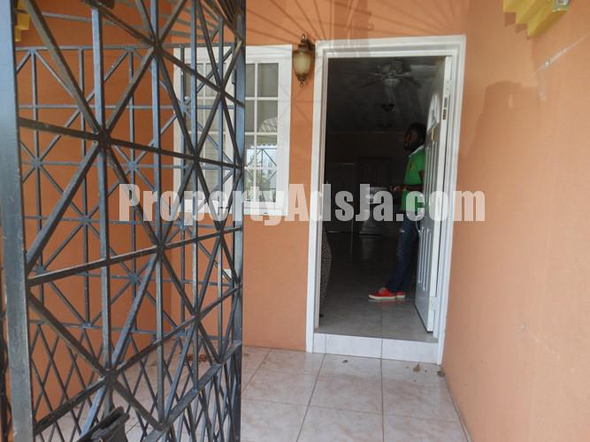Apartment For Rent in Mandeville Manchester, Manchester Jamaica