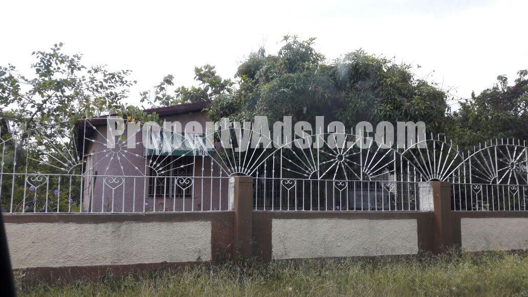 House For Sale in SYDENHAM, St. Catherine Jamaica
