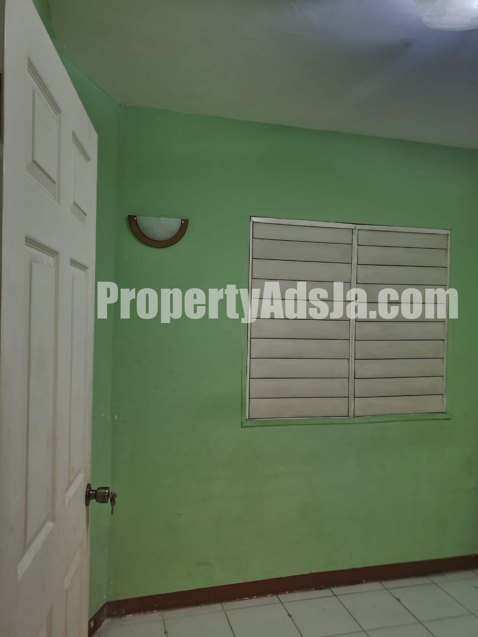Townhouse For Rent in Patrick City, Kingston / St. Andrew Jamaica