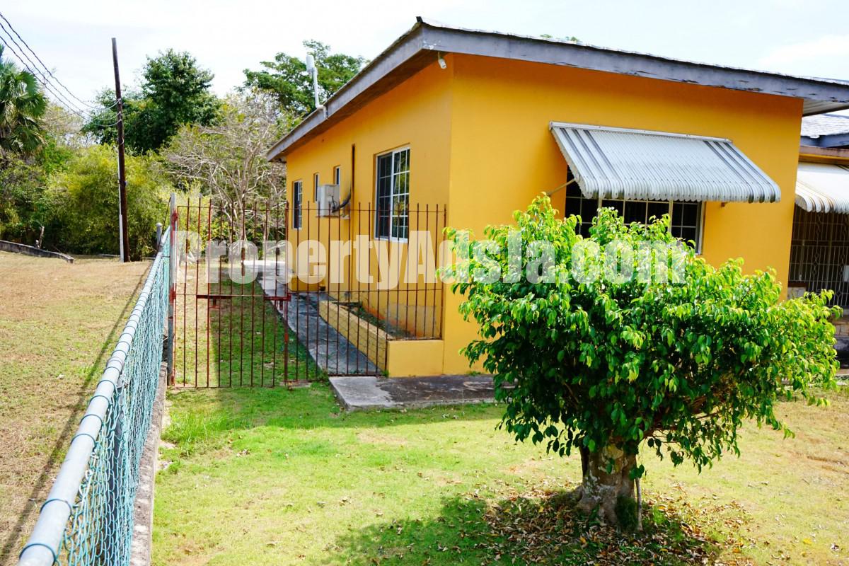 House For Sale in Black River, St. Elizabeth Jamaica