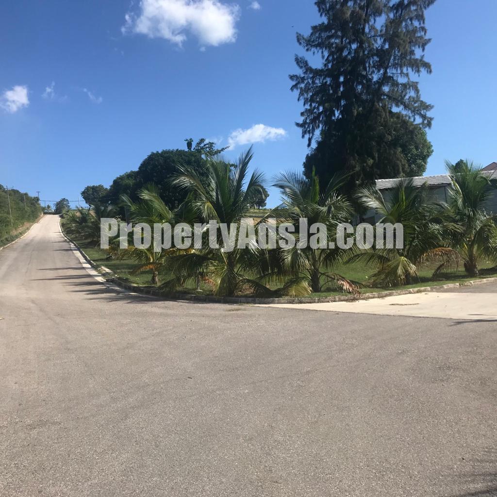Apartment For Sale in Real Estate, Kingston / St. Andrew Jamaica