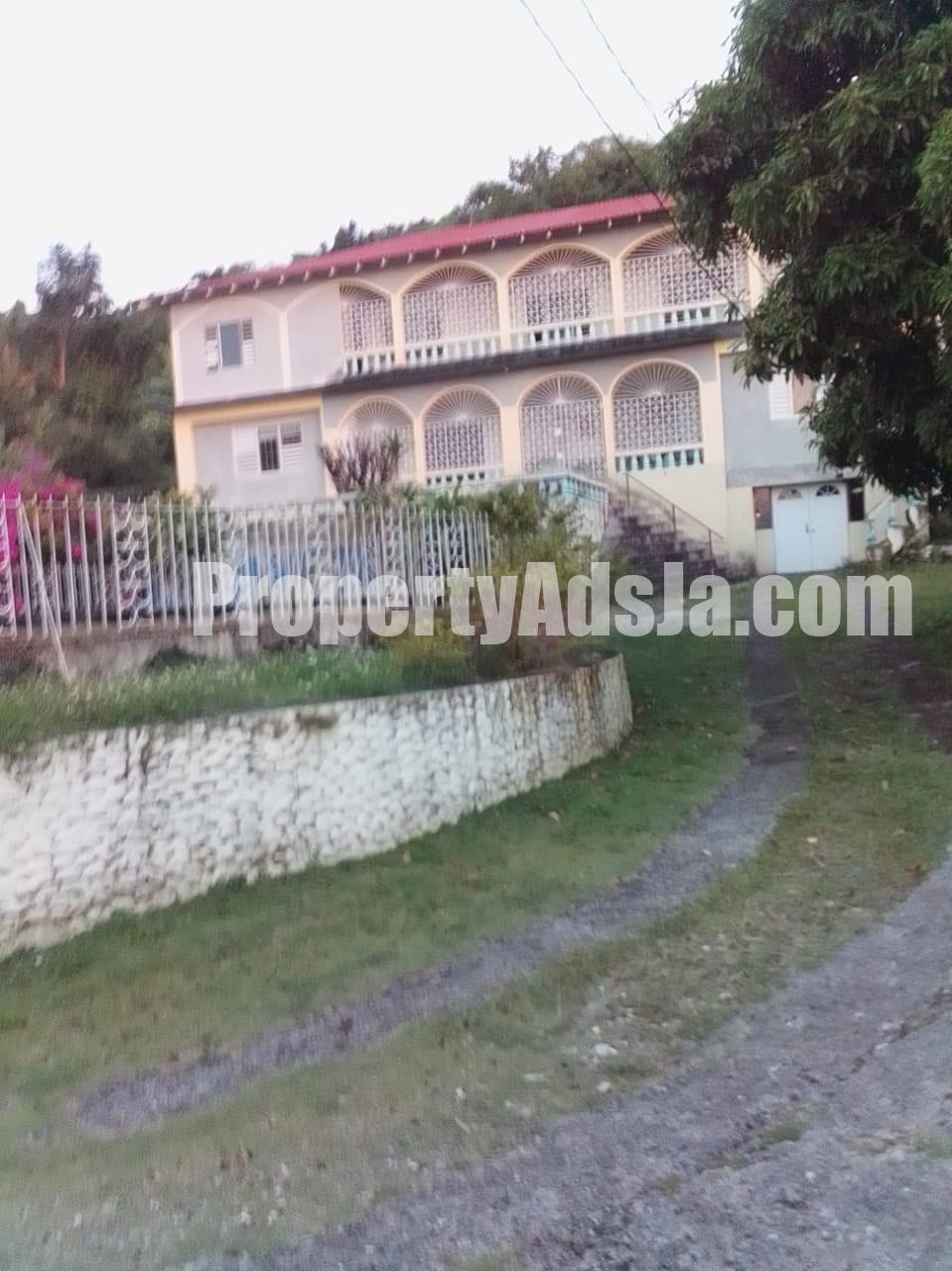 Commercial building For Sale in Port Antonio, Portland Jamaica