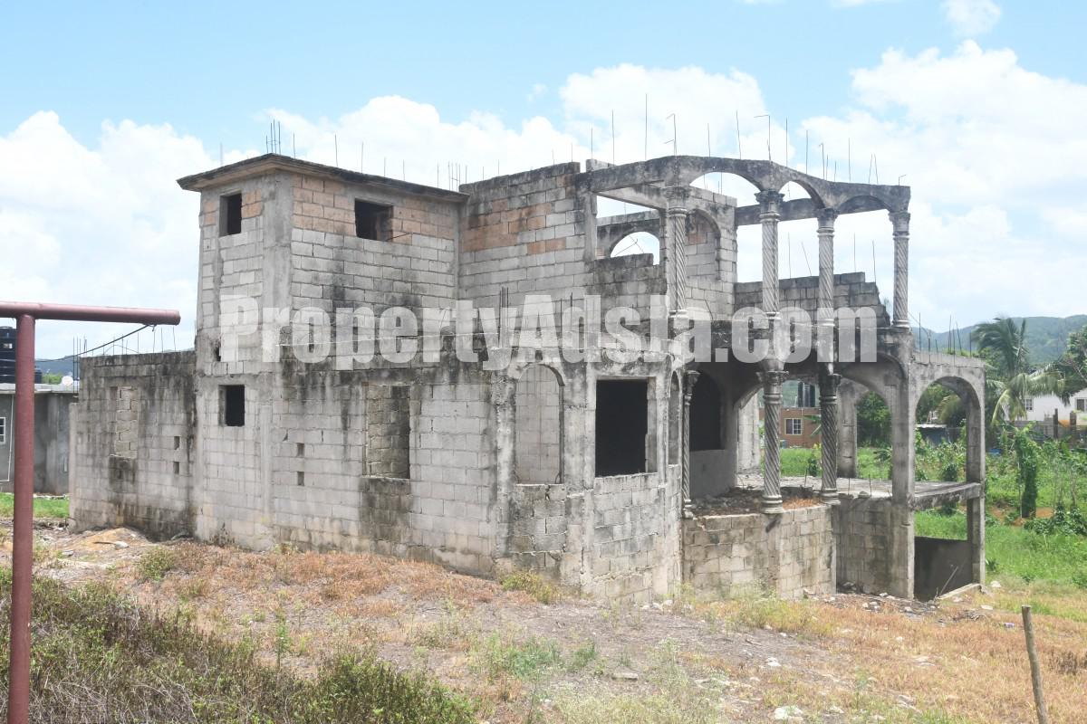 House For Sale in Balaclava, St. Elizabeth Jamaica