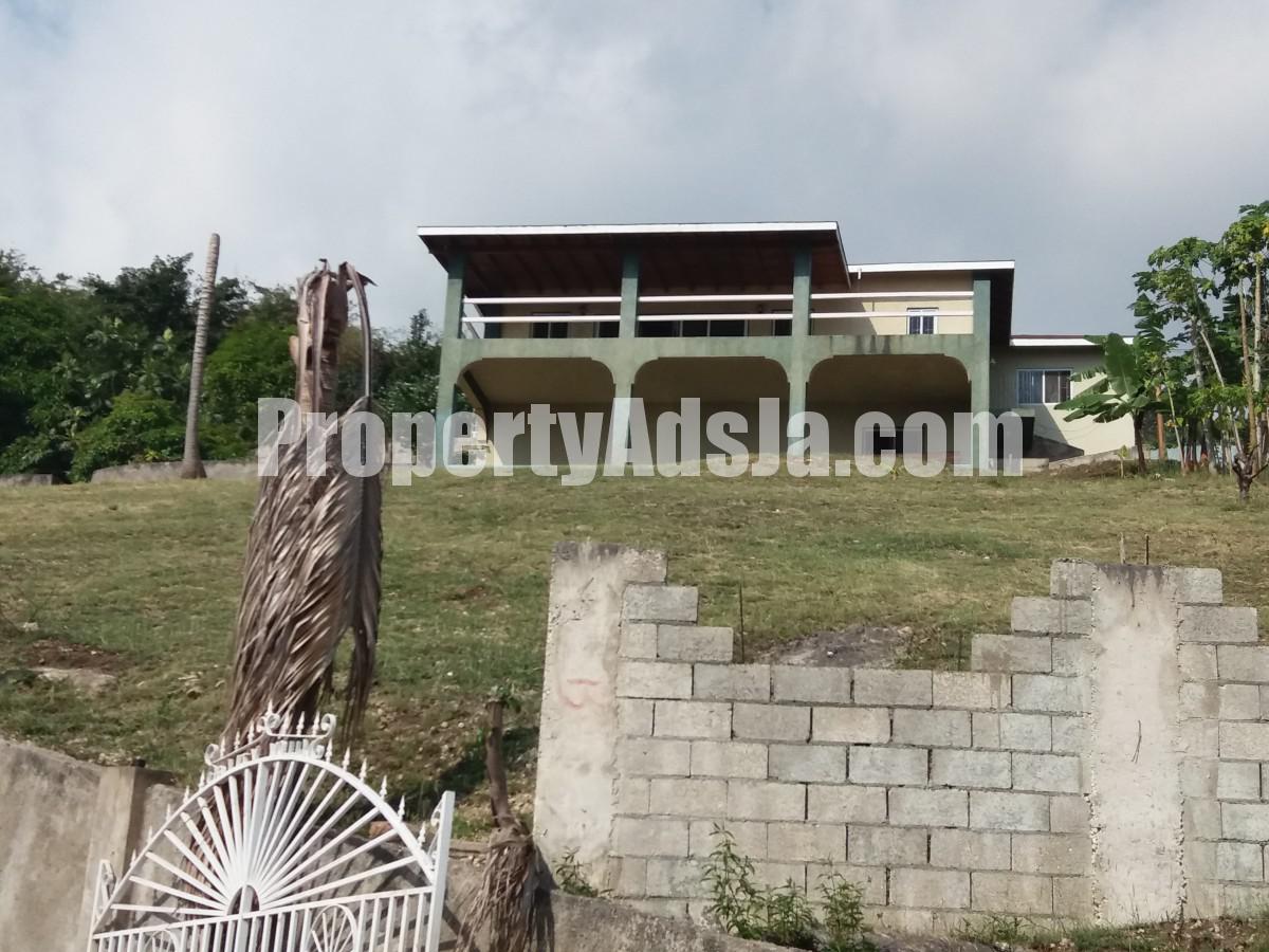 House For Sale in Whitehouse, Westmoreland Jamaica