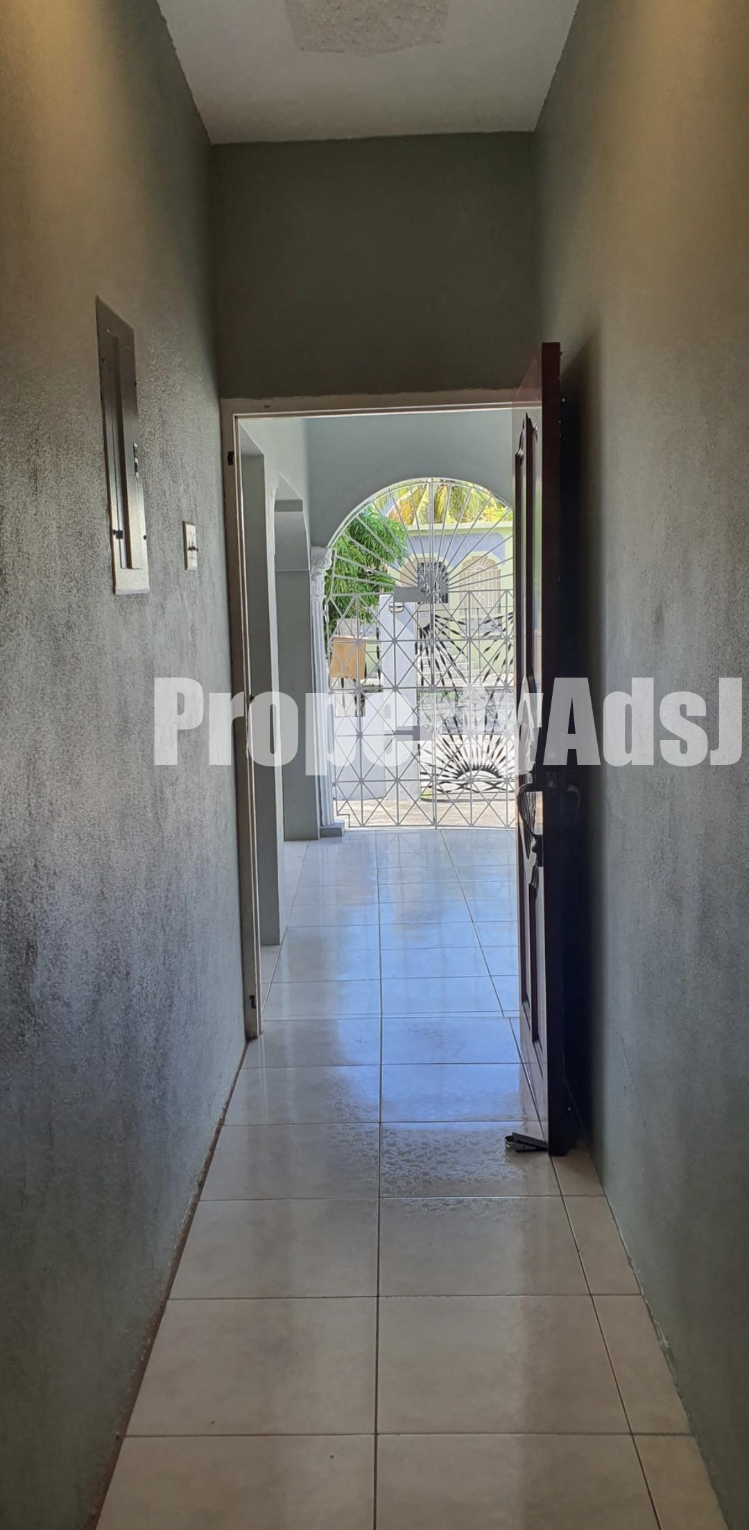 House For Rent in Mineral Heights, Clarendon Jamaica