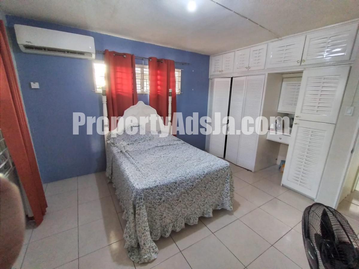 Apartment For Sale in Liguanea, Kingston / St. Andrew Jamaica