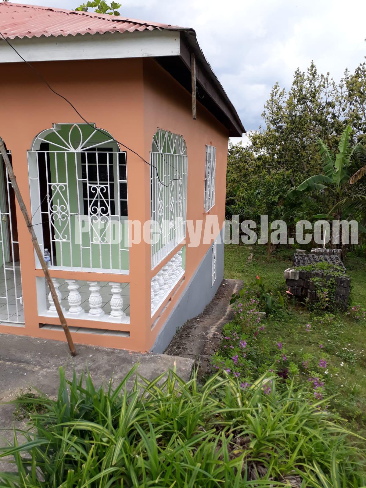 House For Sale in Elderslie District, St. Elizabeth Jamaica