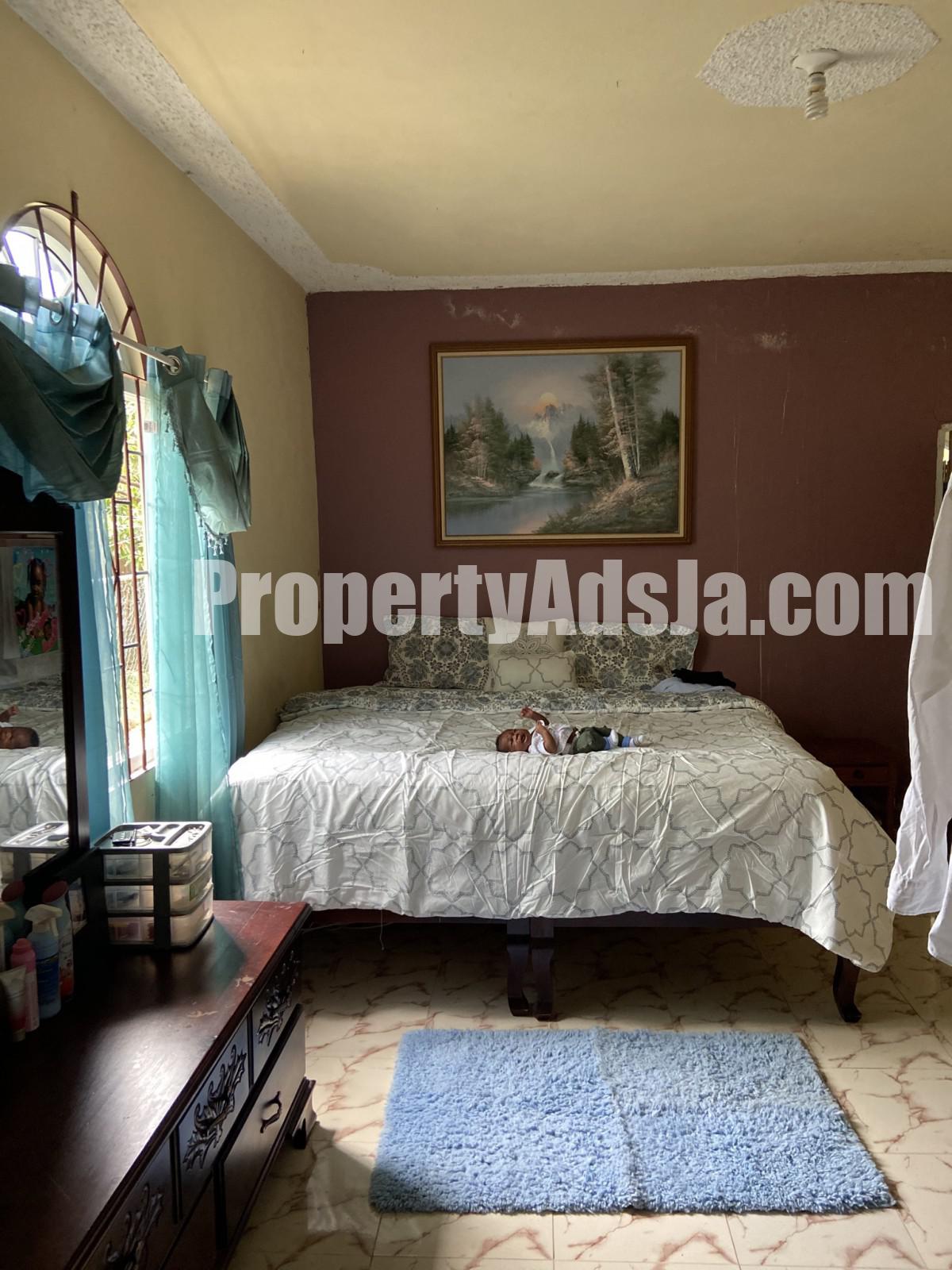 House For Sale in Fairview Park Spanish Town, St. Catherine Jamaica