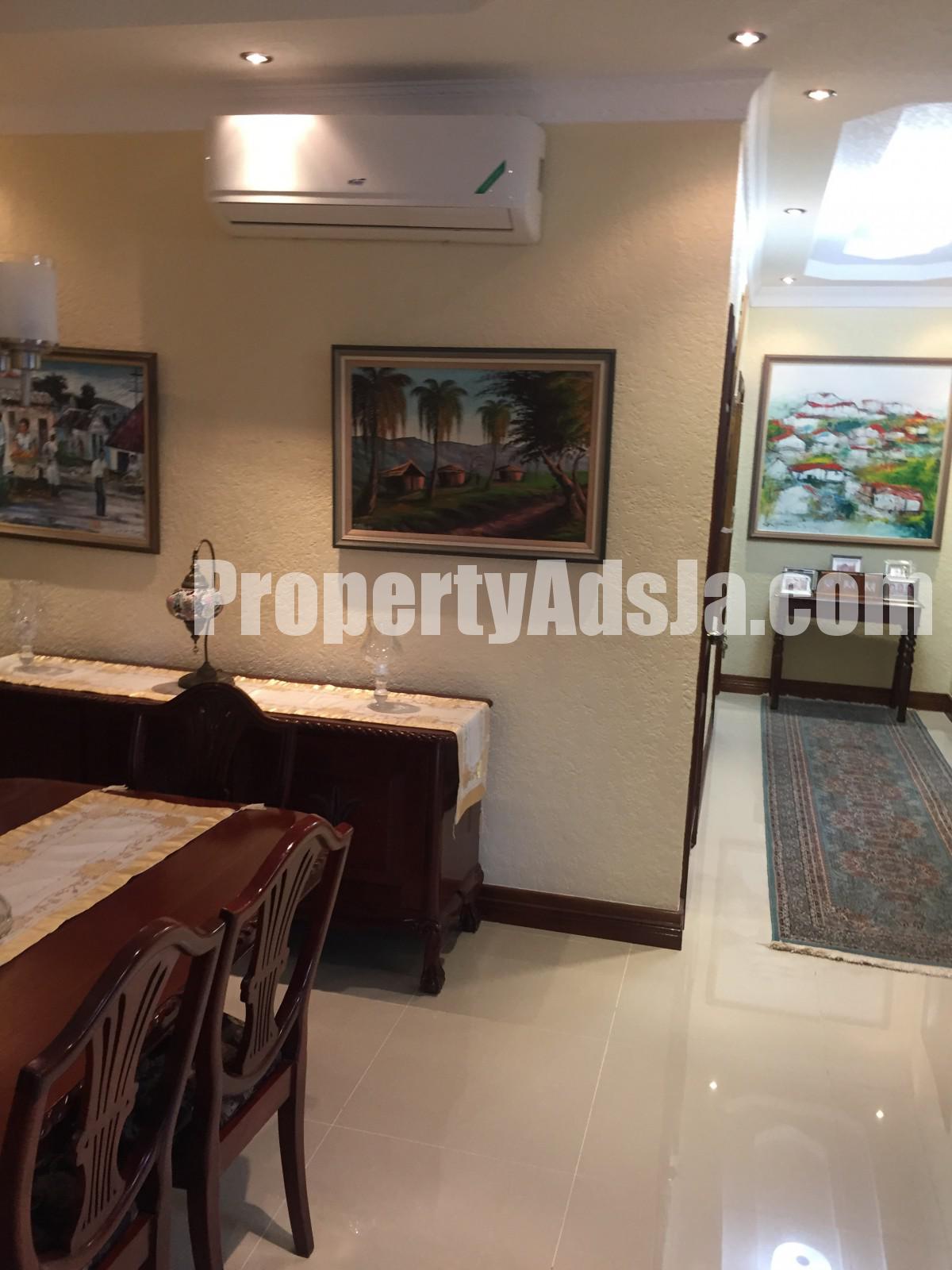 Apartment For Rent in HOPE PASTURES, Kingston / St. Andrew Jamaica