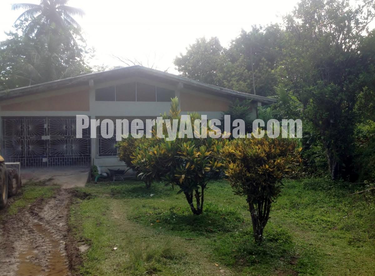 House For Sale in Gayle, St. Mary Jamaica