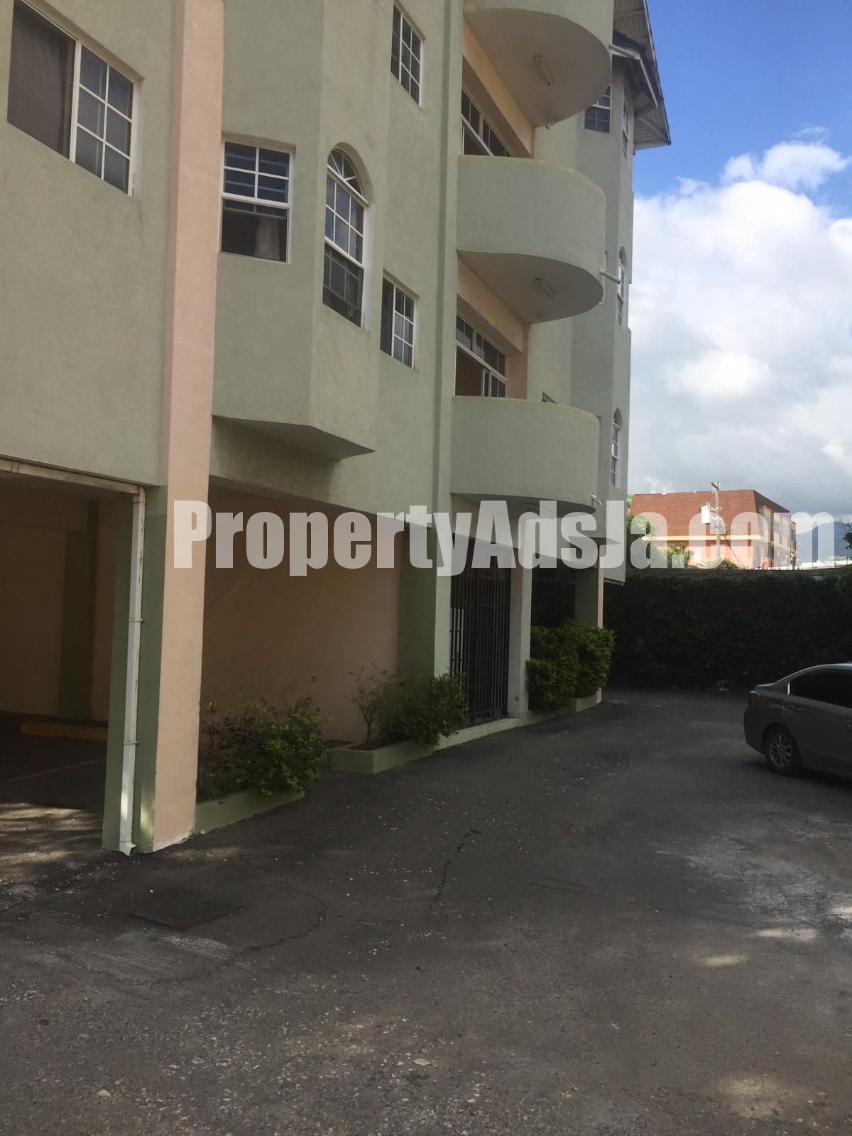 Apartment For Rent in KENSINGTON LADY MUSGRAVE RD, Kingston / St. Andrew Jamaica
