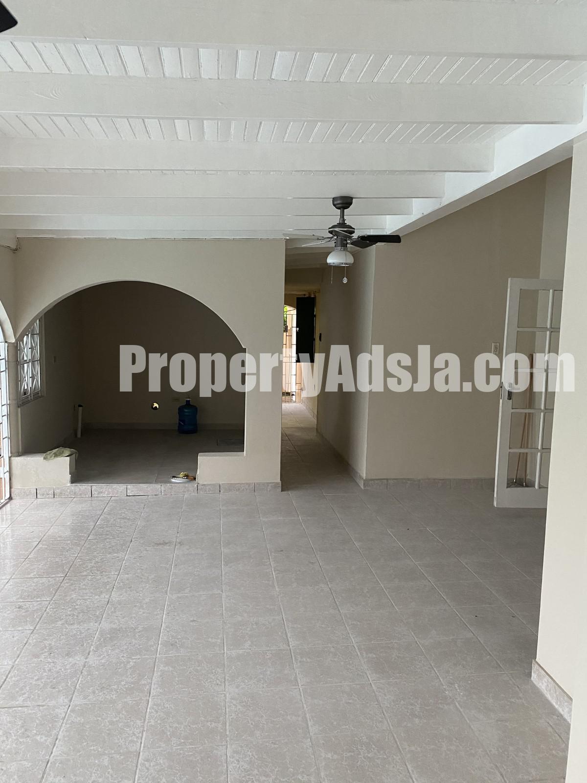 House For Rent in cherry garden, Kingston / St. Andrew Jamaica