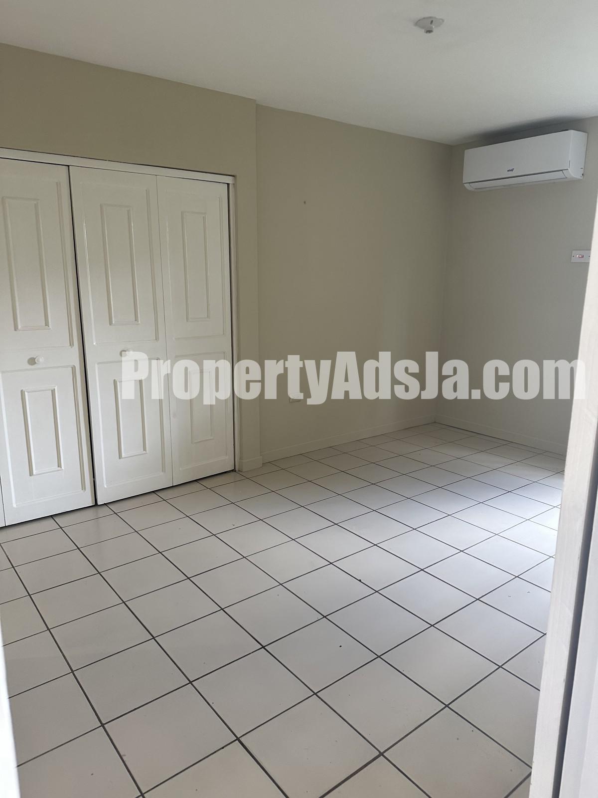 Apartment For Rent in Gated, Kingston / St. Andrew Jamaica