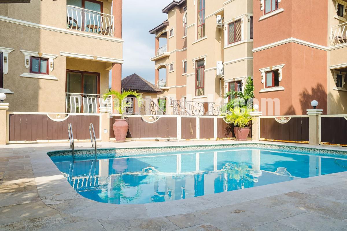Apartment For Rent in Off Hope Road, Kingston / St. Andrew Jamaica