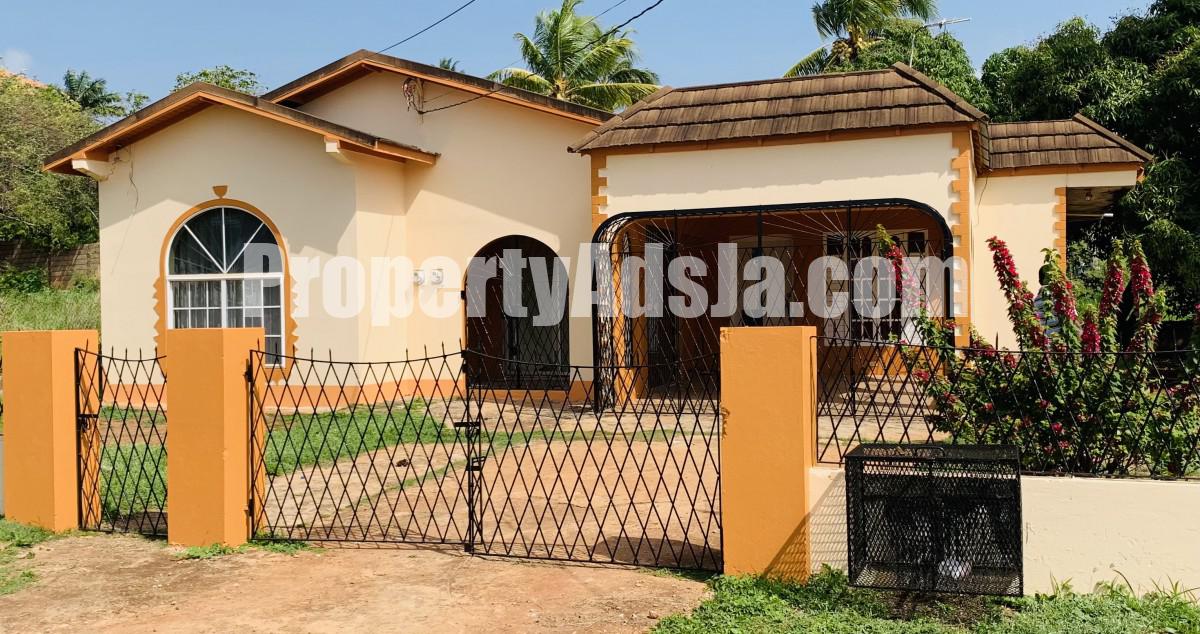 House For Rent in Green Acres, St. Catherine Jamaica