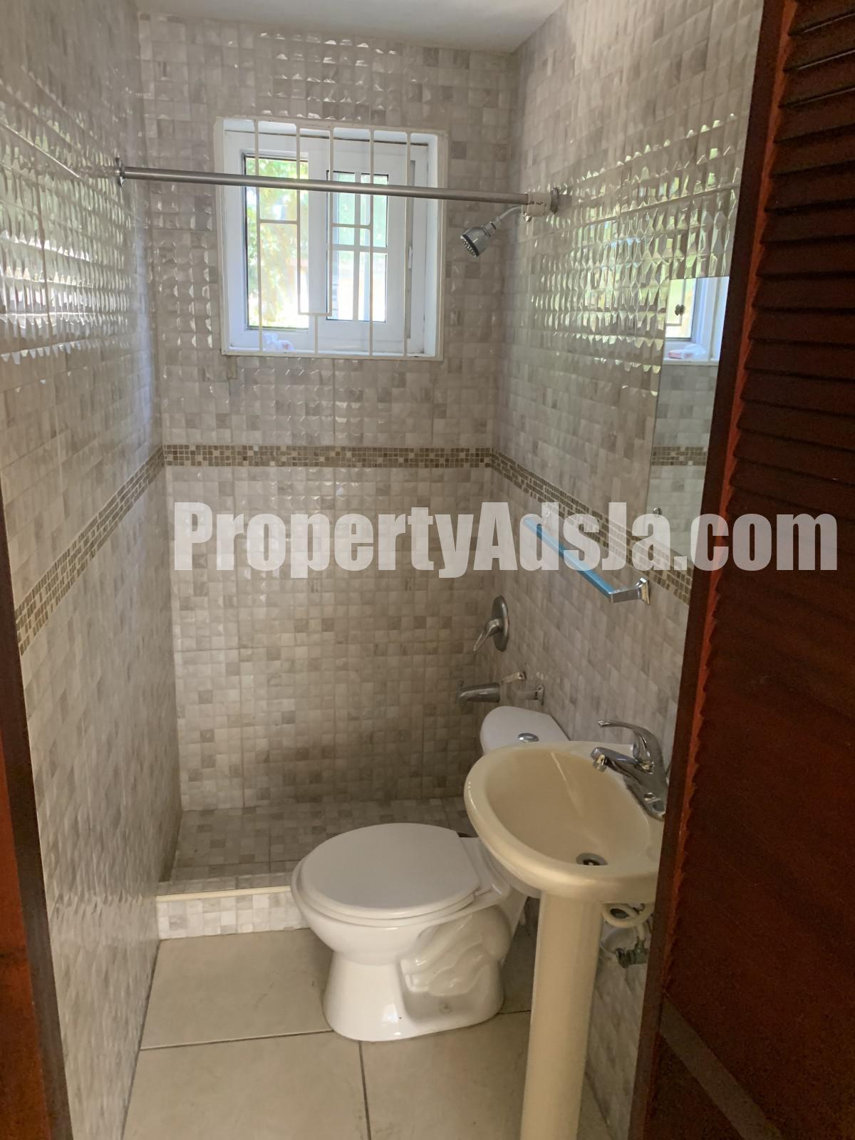 House For Rent in Meadowbrook Mews, Kingston / St. Andrew Jamaica