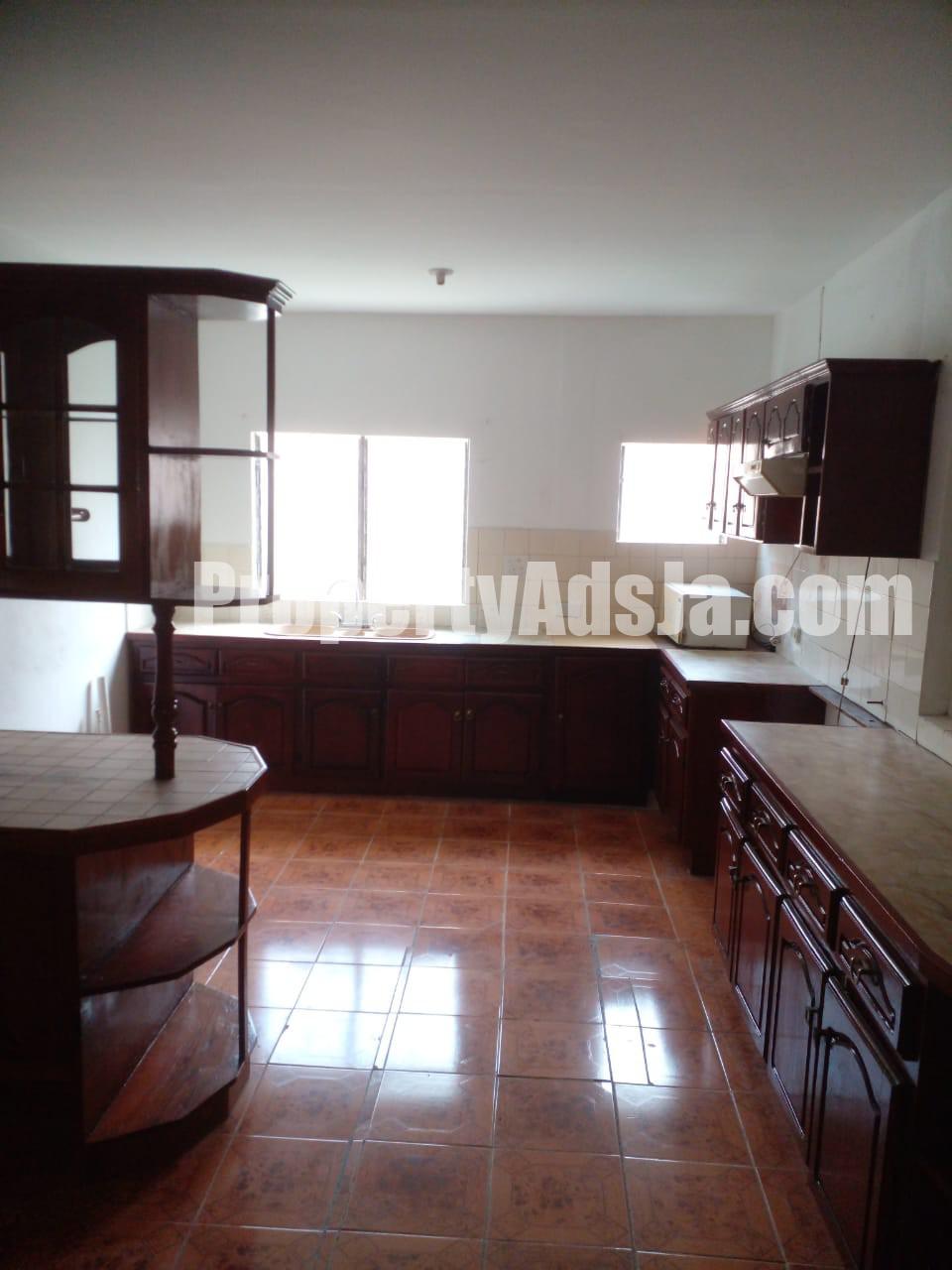 House For Rent in Greendale, St. Catherine Jamaica