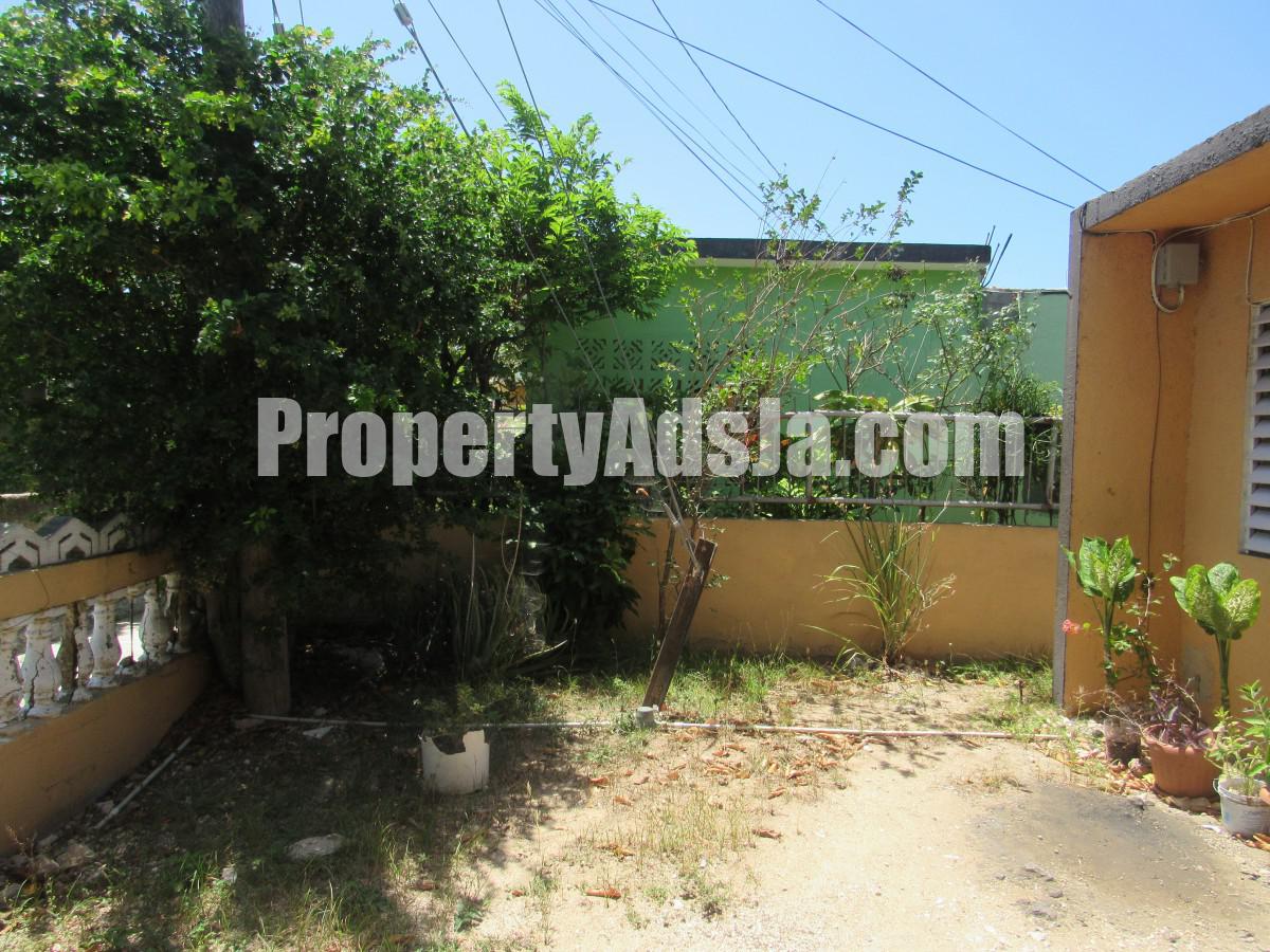 House For Sale in Westmeade, St. Catherine Jamaica