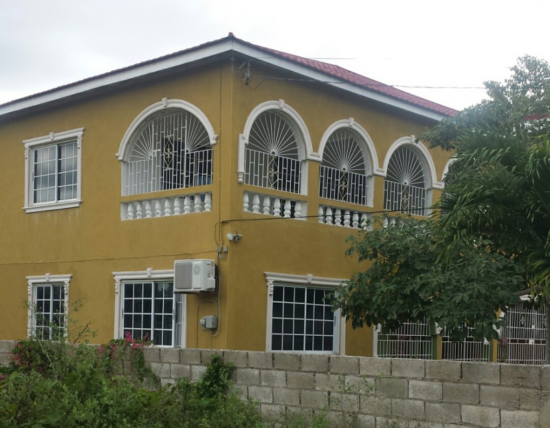 House For Sale in Hampton Green, St. Catherine Jamaica